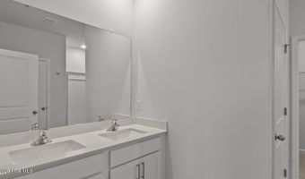 1087 Aviator Ln, Ayden, NC 28513
