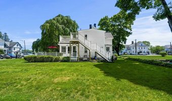 376 Main St 4, Amesbury, MA 01913