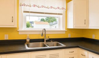 609 Myrtle Pl, Batesville, IN 47006