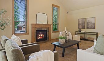 60826 Goldenwood Loop, Bend, OR 97702