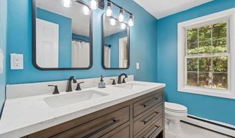 16 Captain Danforth Ln, Amherst, NH 03031