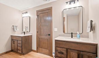 612 Iver Ave, Baltic, SD 57003