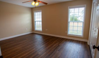 99 JENNIFER Ln, Baxley, GA 31513