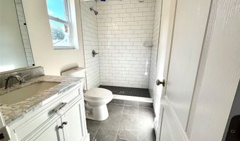 69 Offaly St, Amityville, NY 11701