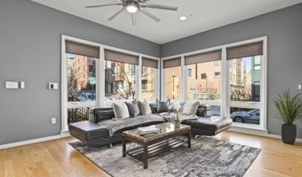 120 CAMBRIA Walk, Alexandria, VA 22304