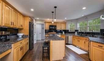 506 Brentwood Blvd, Akron, OH 44321