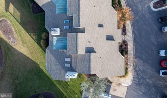 2106 CHESAPEAKE HARBOUR Dr 202, Annapolis, MD 21403