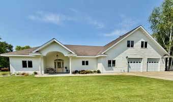 20 Mulberry Ln, Babbitt, MN 55731