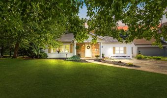 916 Midway Dr, Auburn, IN 46706