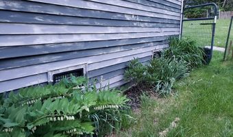 101 Friar Tuck Dr, Becket, MA 01223