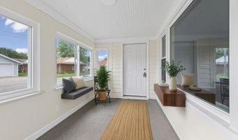 114 Interlochen Dr, Algonac, MI 48001