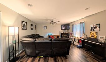 1811 MAPLE CREST Ln, Adger, AL 35006
