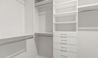 3093 N Spurway Dr, Ann Arbor, MI 48105