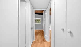 4961 AMERICANA Dr 208, Annandale, VA 22003
