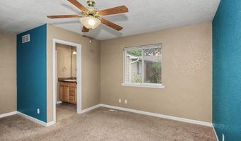 4105 Harris St, Ames, IA 50014