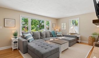 11 O'Donnell Rd, Middletown, RI 02842