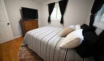 2411 Lynn Ave, Altoona, WI 54720