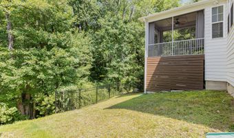2914 Farmhouse Dr, Apex, NC 27502