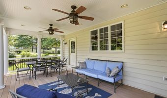 19704 STANFORD HALL Pl, Ashburn, VA 20147