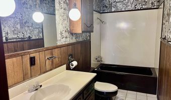 101 Fairway Dr, Bald Knob, AR 72010