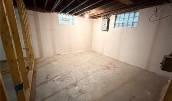 1635 Goodyear Blvd, Akron, OH 44305