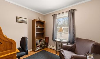 72 Louise St, Auburn, ME 04210