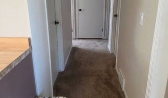 710 East St, Bottineau, ND 58318