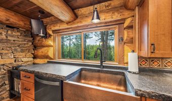 131 McCaffery Lookout Trl, Bigfork, MT 59911