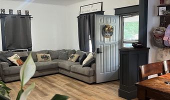 738 Tyhee Ave, American Falls, ID 83211