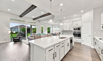 5335 SILVER SUN Dr, Apollo Beach, FL 33572
