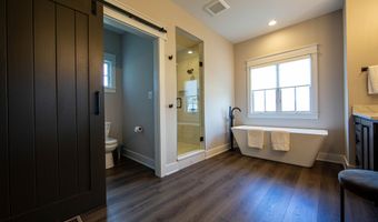 3899 Chapel Hill Ct, Bargersville, IN 46106