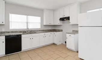 3808 OAKWOOD Dr, Adamsville, AL 35005