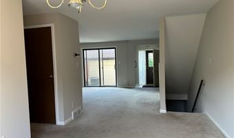 304 Charlesgate Cir, Amherst, NY 14051
