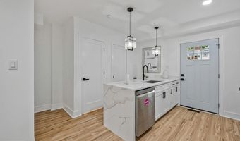 305 34TH Pl NE, Washington, DC 20019
