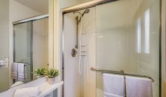 1410 W Lexington Dr, Arlington Heights, IL 60004