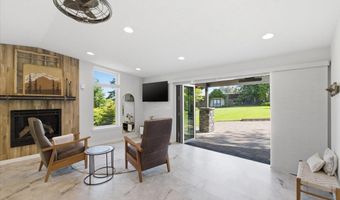 24752 NE PRAIRIE VIEW Dr, Aurora, OR 97002