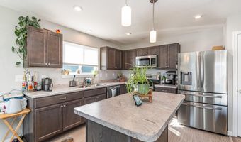 859 Birch Creek Dr, Alexandria, KY 41001