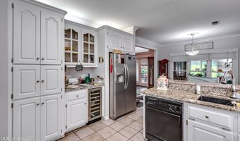 407 Daniel Dr, Brandon, MS 39047