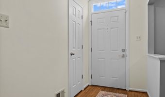 21196 WINDING BROOK Sq, Ashburn, VA 20147