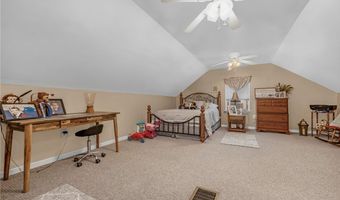 984 Cleveland Ave, Amherst, OH 44001