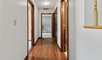 224 Sunderland Dr, Auburn, ME 04210