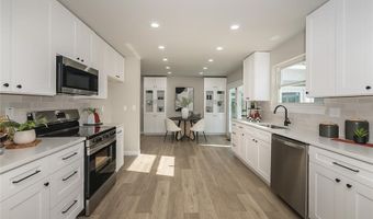 1310 Weidmann Estates Ct, Ballwin, MO 63011