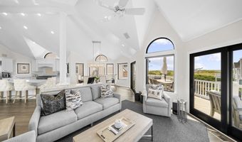 93 E 11th St, Avalon, NJ 08202