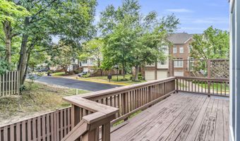6618 FROST LAKE Ln, Alexandria, VA 22315