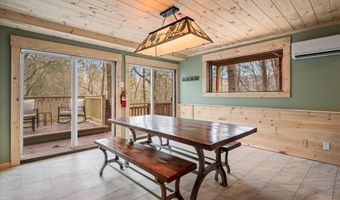 116 PALMER Rd, Basye, VA 22810