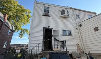 105 S OAK Ave, Aldan, PA 19018