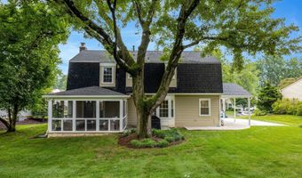 8104 BRIAR CREEK Dr, Annandale, VA 22003