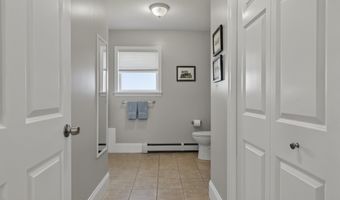 192 Depot Rd, Belgrade, ME 04917