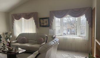 385 Brookfield Ave, Staten Island, NY 10308