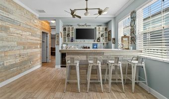 5227 ADMIRAL POINTE Dr, Apollo Beach, FL 33572